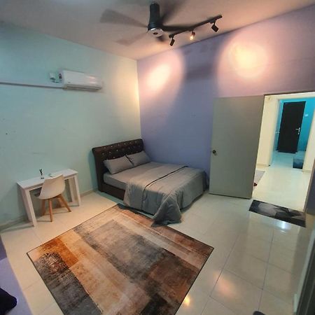 Homestay Layang Masai Exteriör bild